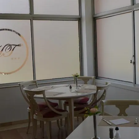 Trovador Hotel 3*